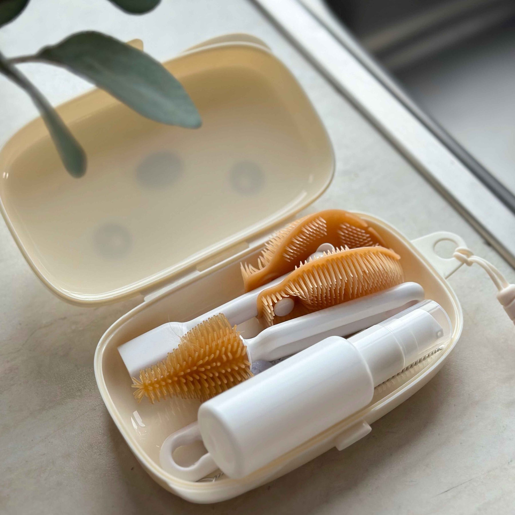 Genius Vintage Cleaning Kit